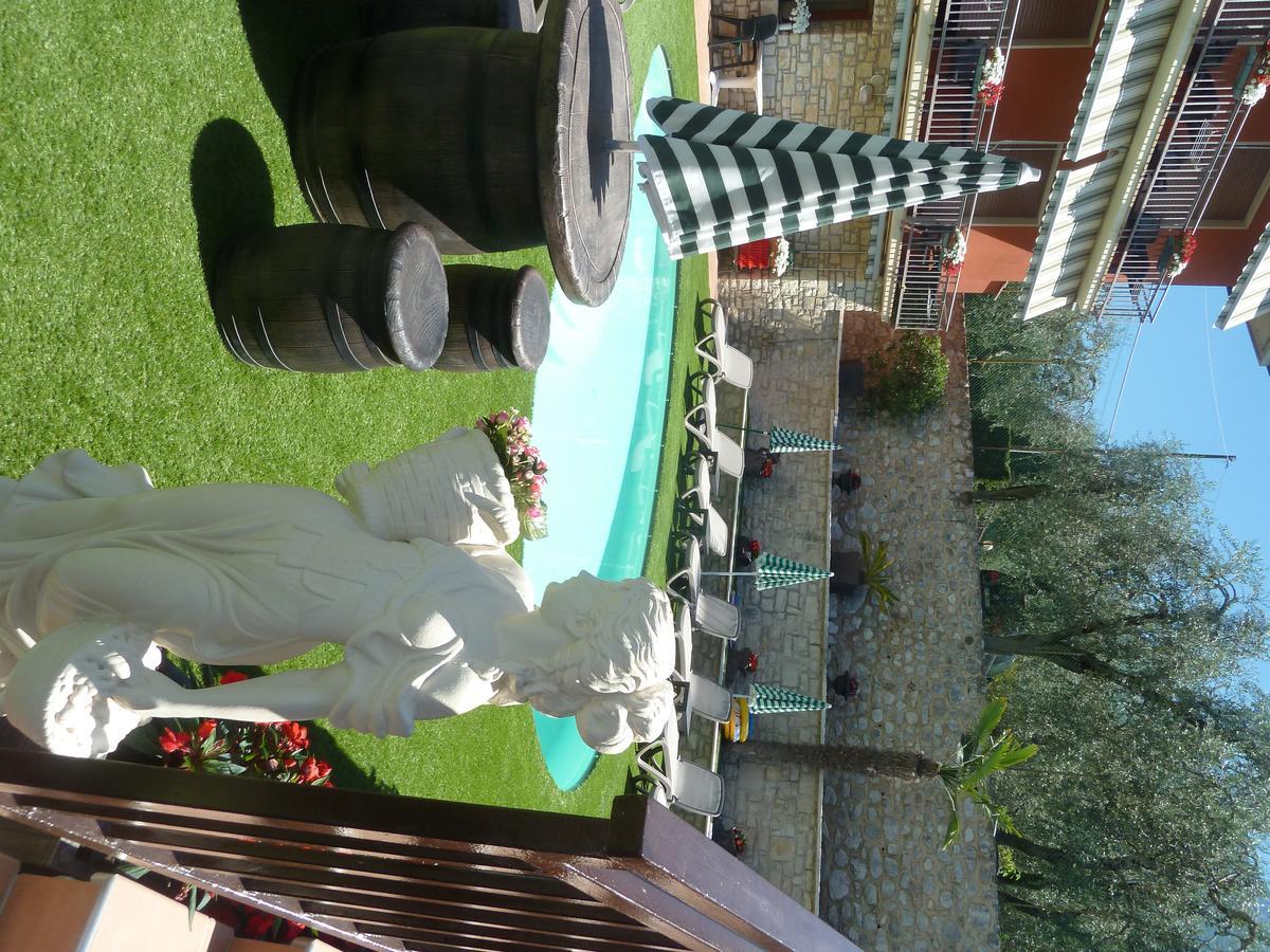Albergo Casa Este Brenzone sul Garda Luaran gambar