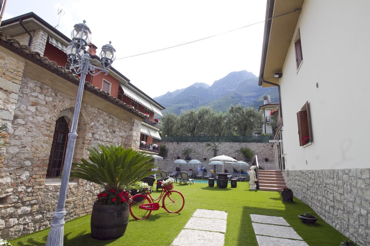 Albergo Casa Este Brenzone sul Garda Luaran gambar